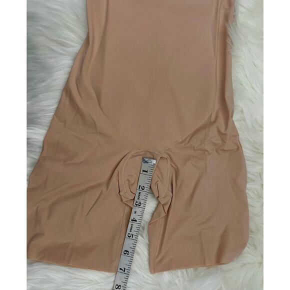 NWT: SPANX Shapewear for Women (S) - Picture 8 of 9